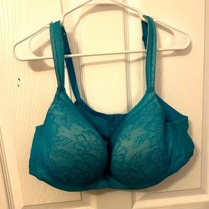Cacique bar lane Bryant 44 DD
